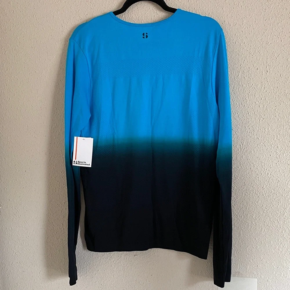Sports Illustrated Swim Blue and Black Gradient Long Sleeve Tee - Picture 2 of 9